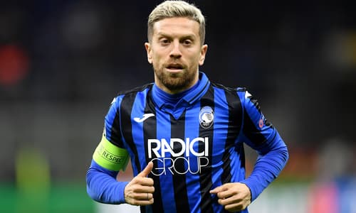 Official: Sevilla sign €6m Papu Gomez from Atalanta