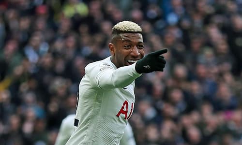 Emerson Royal in action for Tottenham.