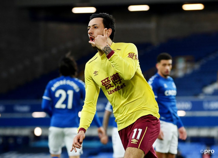 McNeil celebrates his Goodison Park pearler