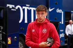 Aaron Hickey, Brentford