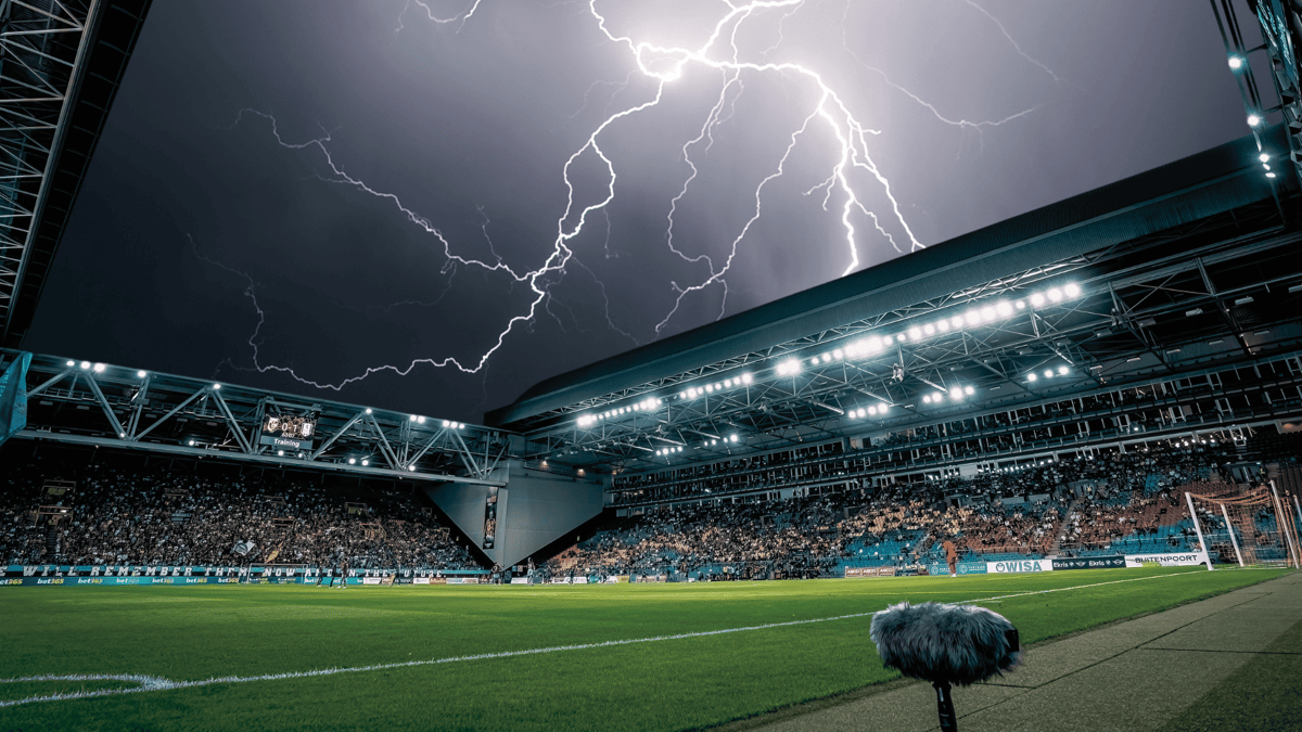 Vitesse, GelreDome, chaos