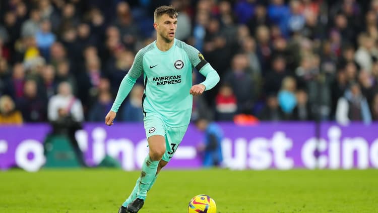 Joël Veltman in actie voor Brighton & Hove Albion.