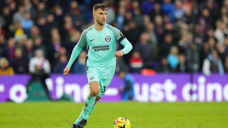 Joël Veltman in actie voor Brighton & Hove Albion.