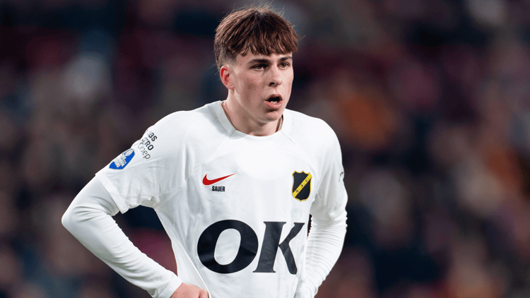 Leo Sauer kwam in 24 wedstrijden tot 5 doelpunten en 2 assists voor NAC Breda.