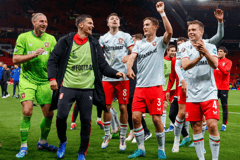 FC Twente, Lars Unnerstall, Youri Regeer, Kjolo