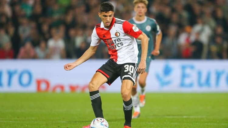 Ezequiel Bullaude tekende afgelopen zomer een contract tot medio 2027 in De Kuip.