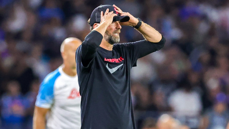 Liverpool verloor met maar liefst 4-1 van Napoli