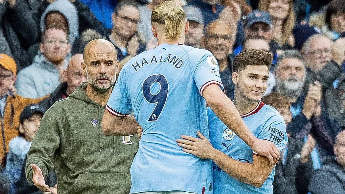 Pep Guardiola, Erling Haaland and Julian Alvarez.