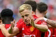 Donny van de Beek, Manchester United