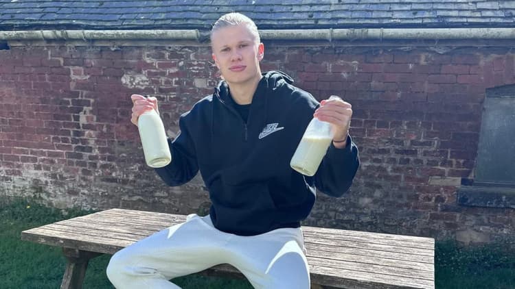 Erling Haaland and his 'magic potion' (Instagram)