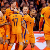 Koopmeiners, Weghorst, Blind, Dumfries, Aké, Oranje