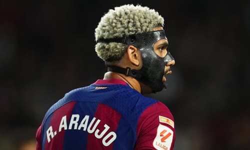 Ronald Araujo, Barcelona, 2023/24