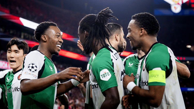 Antoni Milambo beleeft dit seizoen zijn doorbraak in het eerste van Feyenoord.