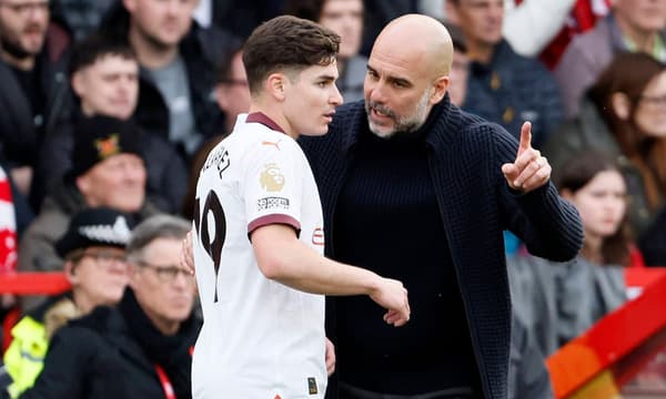 Julian Alvarez, Pep Guardiola, Man City, 2023/24