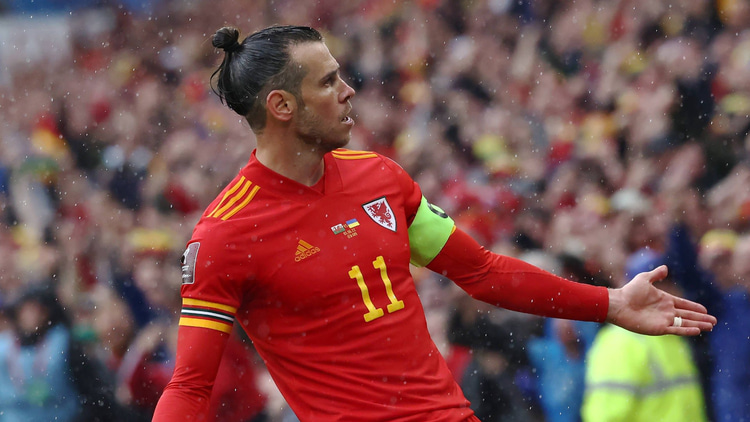 Gareth Bale moet Wales bij de hand nemen in Qatar.