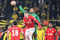 Jerdy Schouten, Walter Benítez, PSV