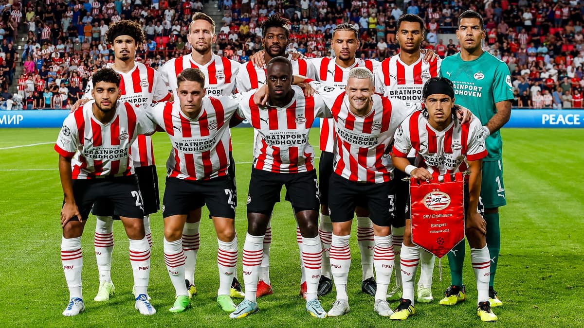 PSV, teamfoto, 2022/23