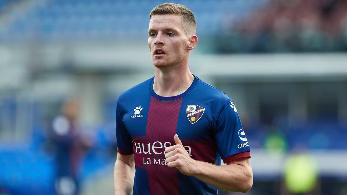 Sergio Gomez in action for Huesca.