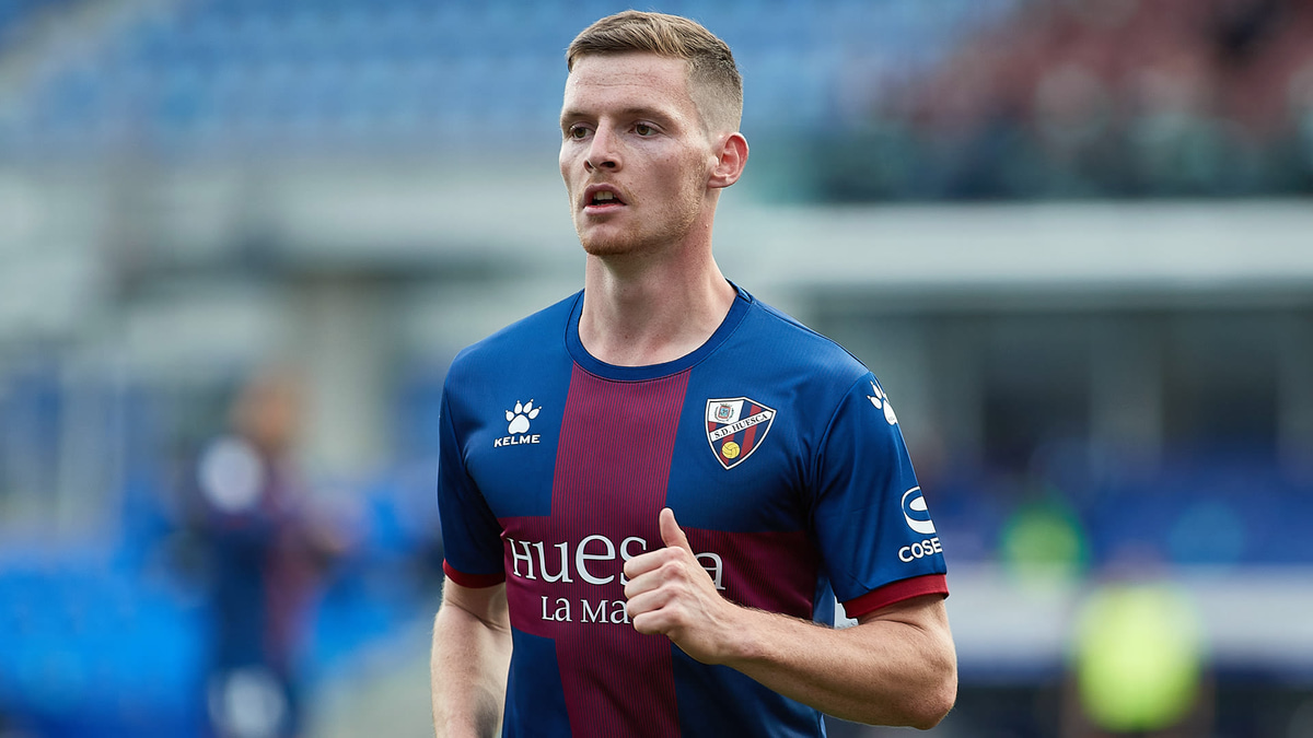 Sergio Gomez in action for Huesca.
