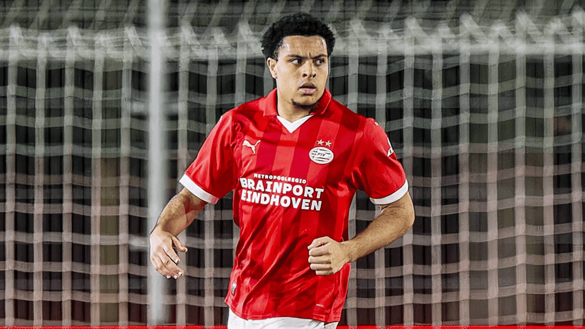 CJ Egan-Riley, Jong PSV