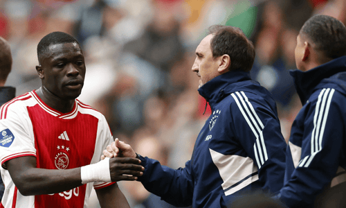 Michael Valkanis, Brian Brobbey, Ajax
