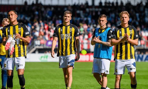 Kacper Kozlowski, Vitesse