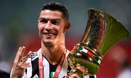 Man Utd told not to make Ronaldo reunion by Neville
