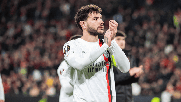 Theo Hernandez could replace Alphonso Davies at Bayern Munich.