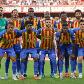 Valencia moet vrezen voor bemoeienis Ajax en PSV voor heet transferdoelwit