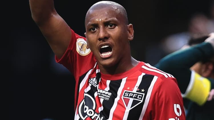 West Ham signed promising Sao Paulo defender Luizao