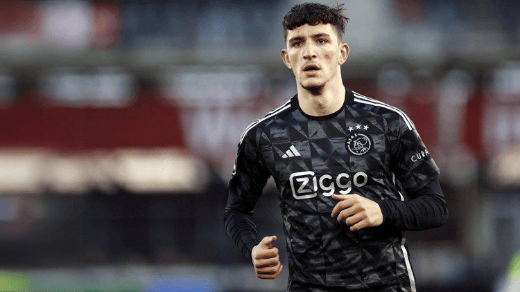 Ahmetcan Kaplan maakt tot nog toe indruk bij Ajax.