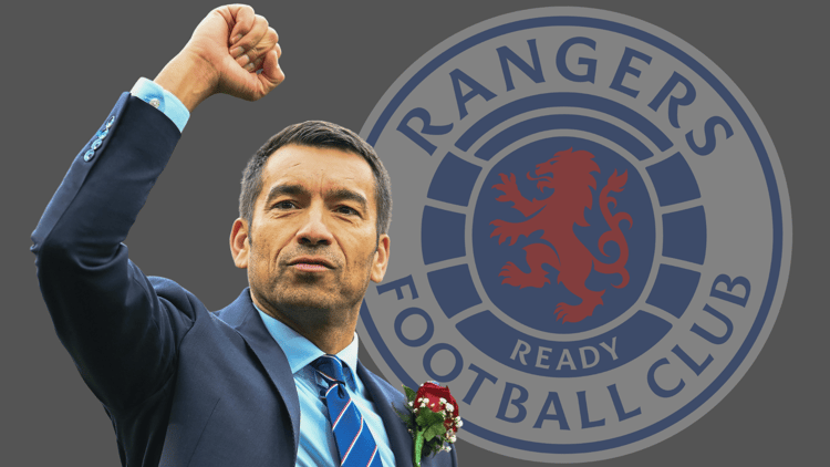 Van Bronckhorst tekende in 2021 een contract tot medio 2025 in Glasgow
