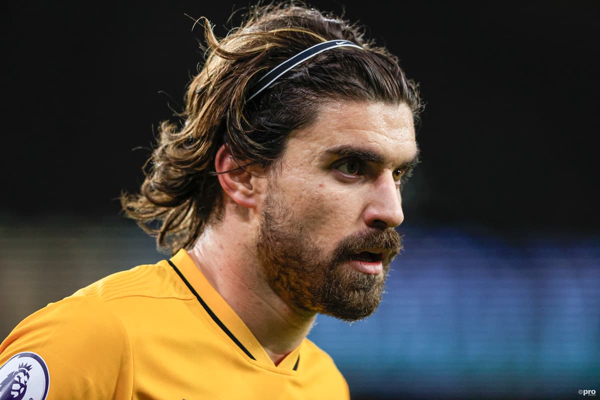 Ruben Neves playing for Wolves against Arsenal