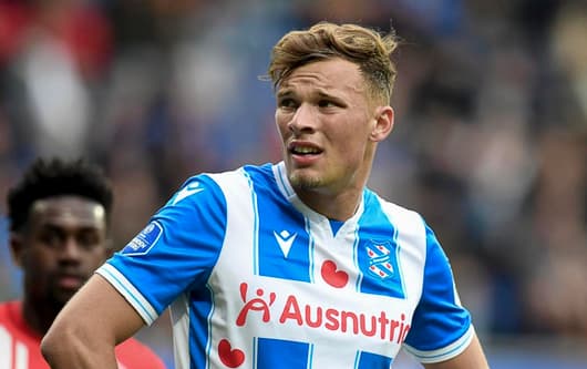 Sydney van Hooijdonk kan met transfer in voetsporen treden van Wout Weghorst