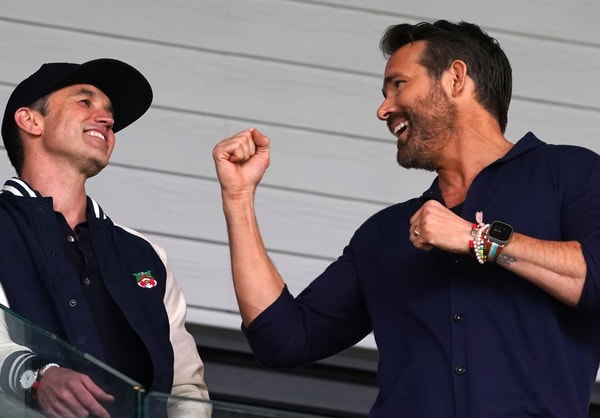 Rob McElhenney, Ryan Reynolds, Wrexham