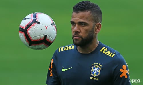 Dani Alves' hopes of a move to Barcelona are on the edge of knife