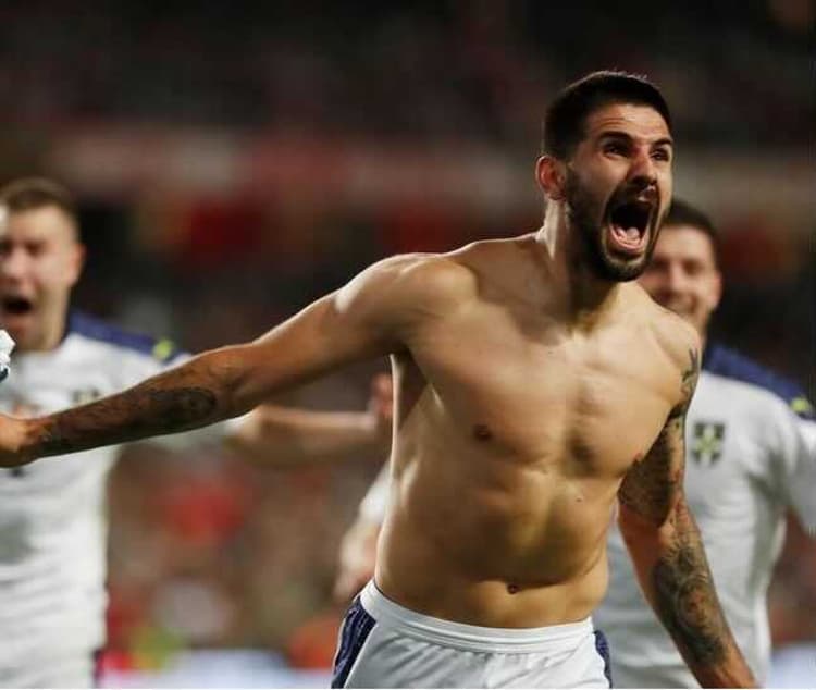 Aleksandar Mitrovic, Portugal v Serbia