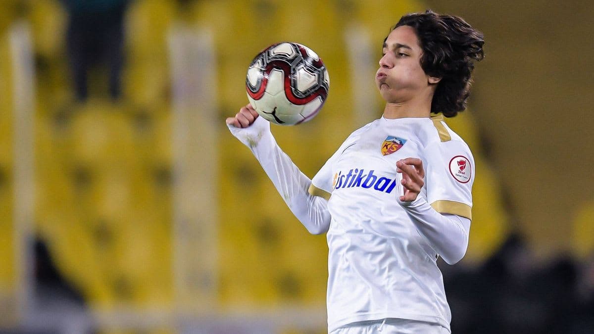 Emre Demir, Barcelona's new signing