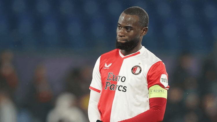 Lutsharel Geertruida wordt dit seizoen weer veelal als rechtsback gebruikt.