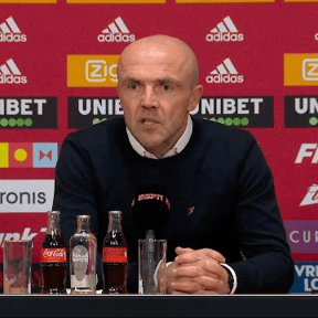 Woeste Schreuder loopt leeg: 'Dan moet Ajax mij maar ontslaan'