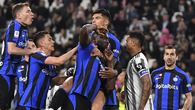 Romelu Lukaku after converting his penalty