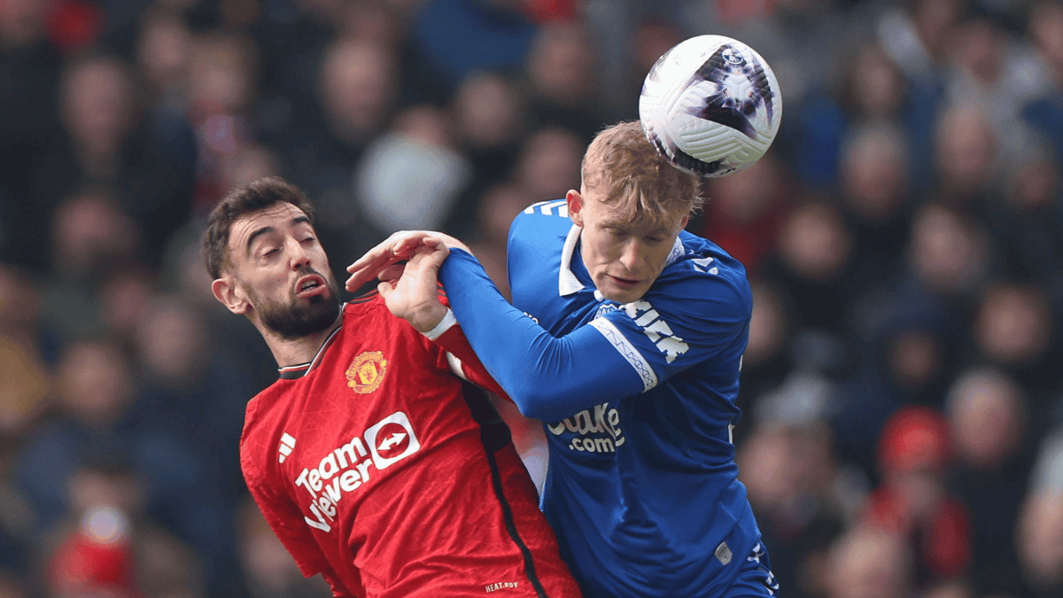 Jarrad Branthwaite Bruno Fernandes Manchester United Everton