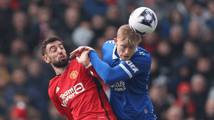 Jarrad Branthwaite battles Bruno Fernandes
