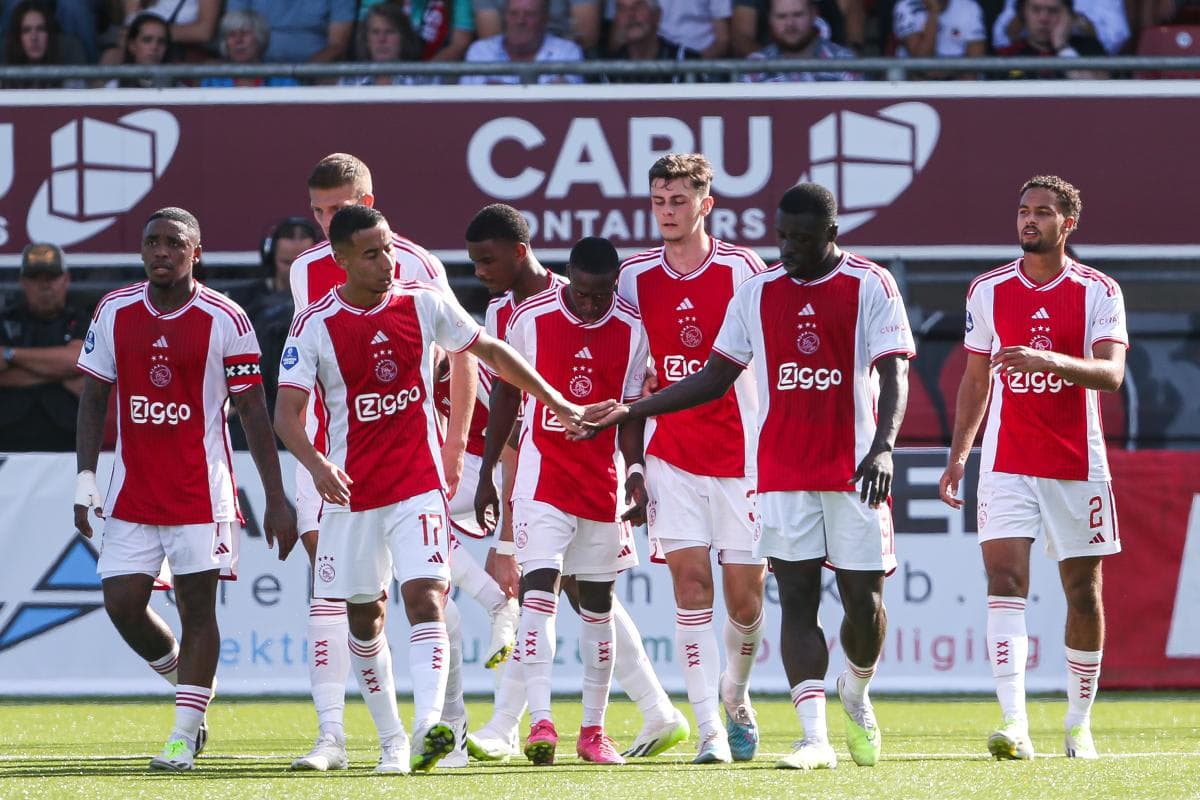 'Geluiden van de trainingen: Ajax-spelers zijn niet enthousiast over zomeraankoop'