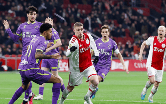 Xavier Mbuyamba, Carel Eiting, Davy Klaassen, Kenneth Taylor