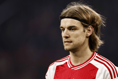 Borna Sosa, Ajax, 2023/24