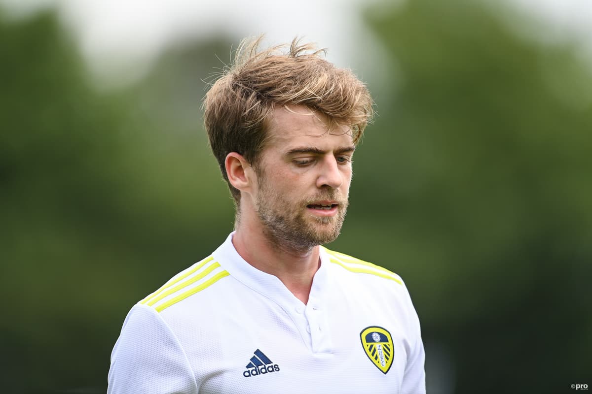 Patrick Bamford has signed a new five-year contract at Leeds