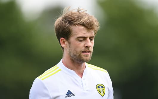 Patrick Bamford has signed a new five-year contract at Leeds