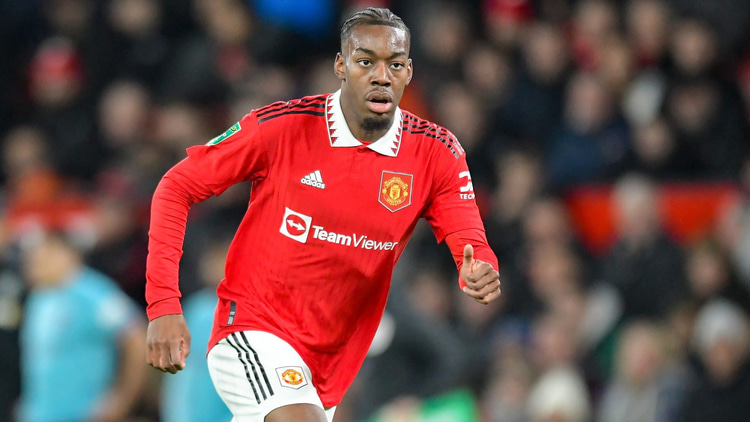 Anthony Elanga heeft een contract tot medio 2026 met Manchester United.
