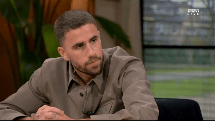 Nathan van Kooperen is de belangenbehartiger van Edson Álvarez.